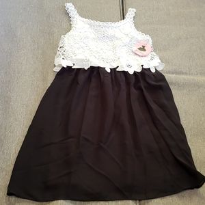 Amy's closet black and white dress